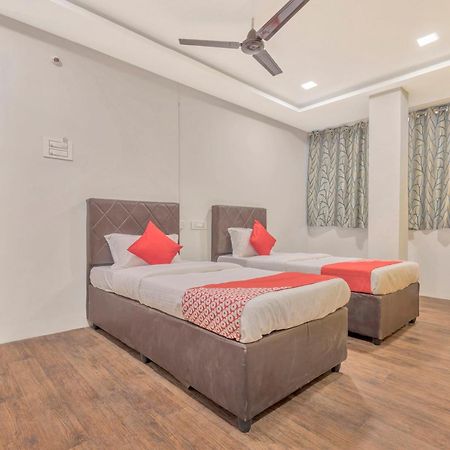 Hotel O Ankitha Grand Kondapur  Екстериор снимка