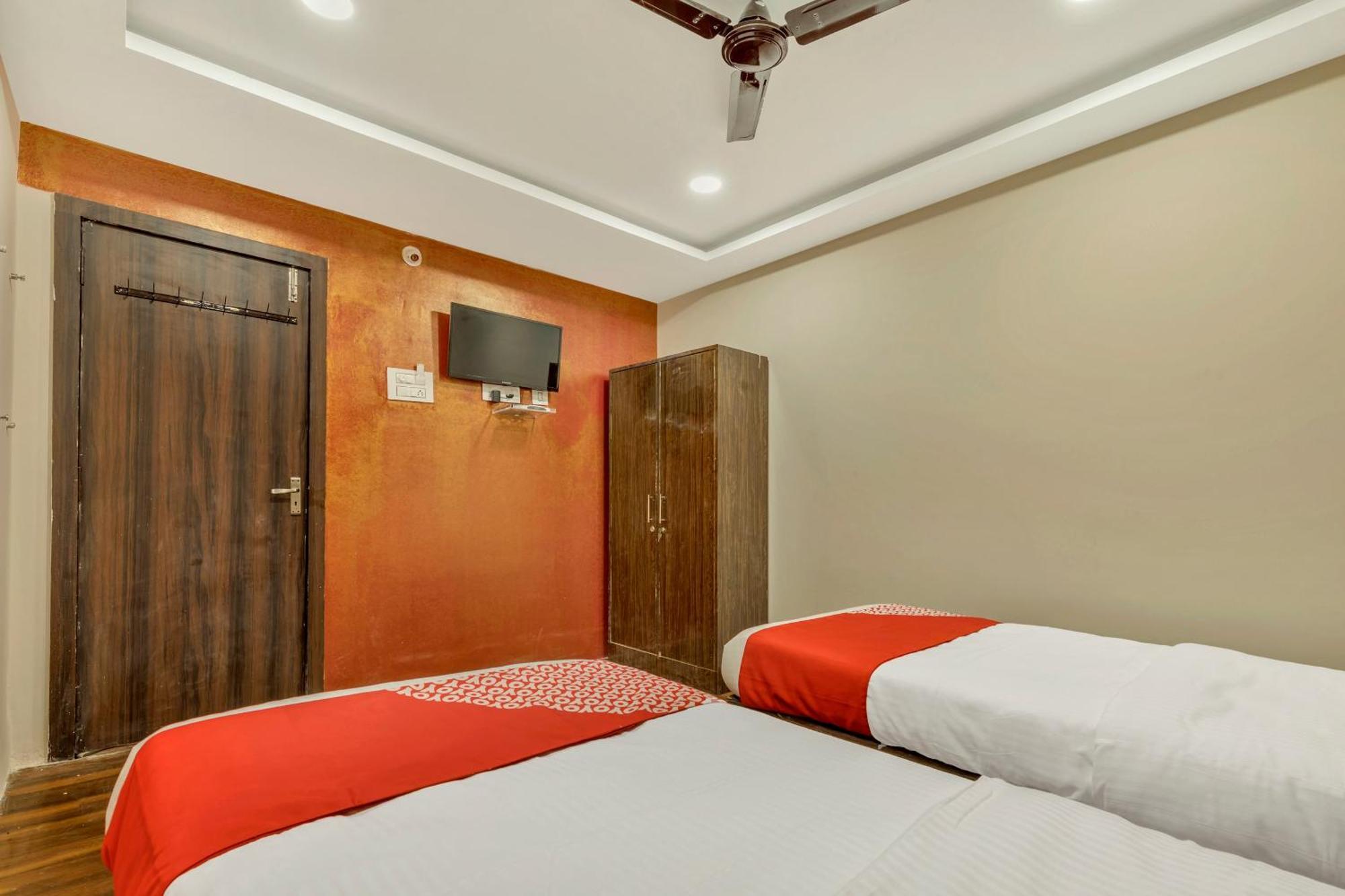 Hotel O Ankitha Grand Kondapur  Екстериор снимка